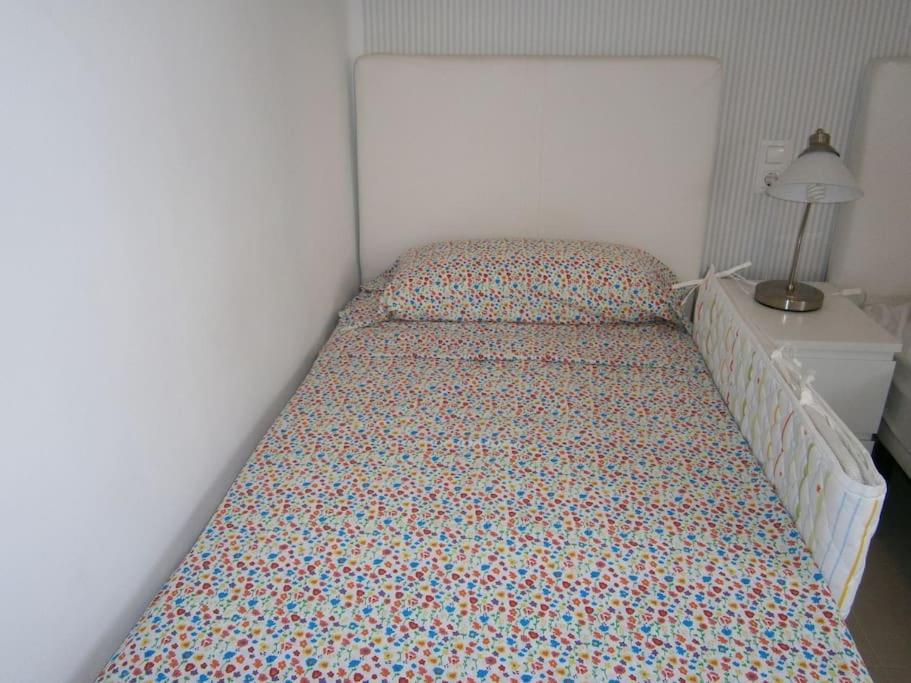 Apartamento Junto A Playa Y Cerca De Campo De Golf El Perellonet Luaran gambar
