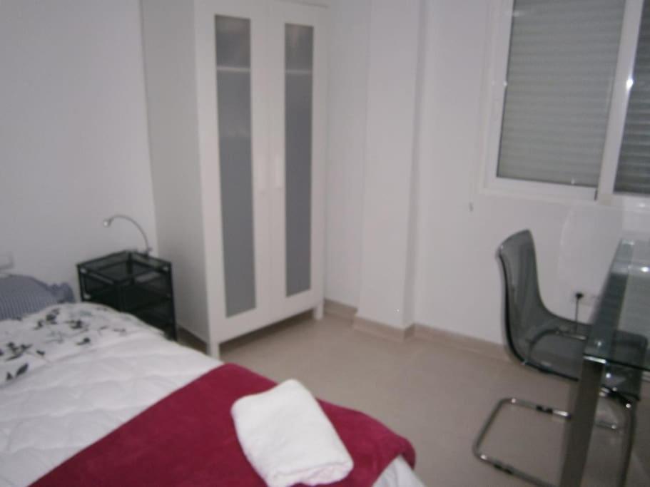 Apartamento Junto A Playa Y Cerca De Campo De Golf El Perellonet Luaran gambar