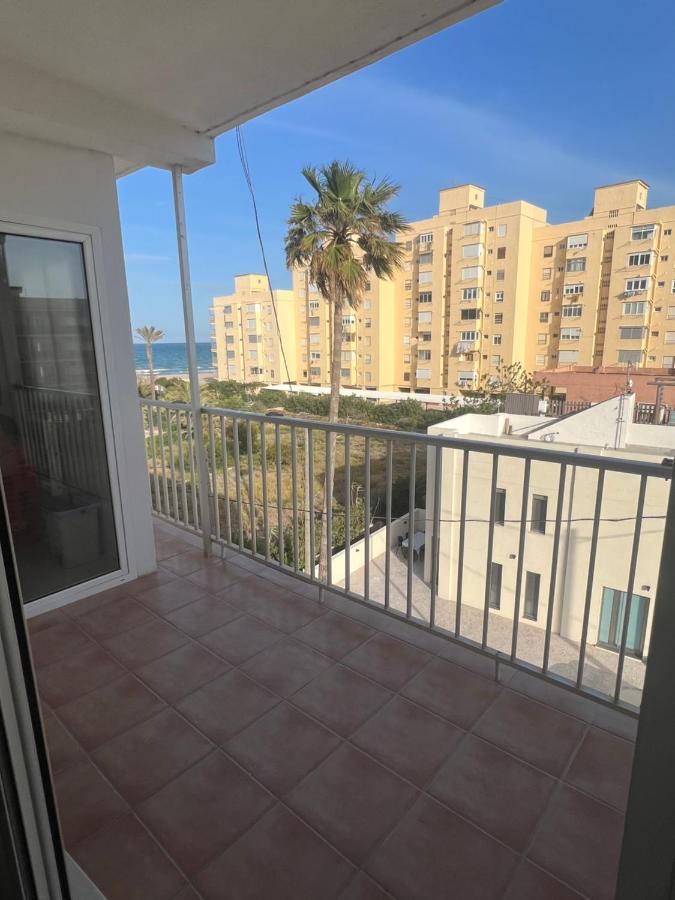 Apartamento Junto A Playa Y Cerca De Campo De Golf El Perellonet Luaran gambar